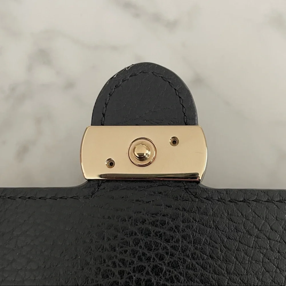 Gucci Black Leather Interlocking GG Wallet On Chain (SOLD) - Picture 10 of 13